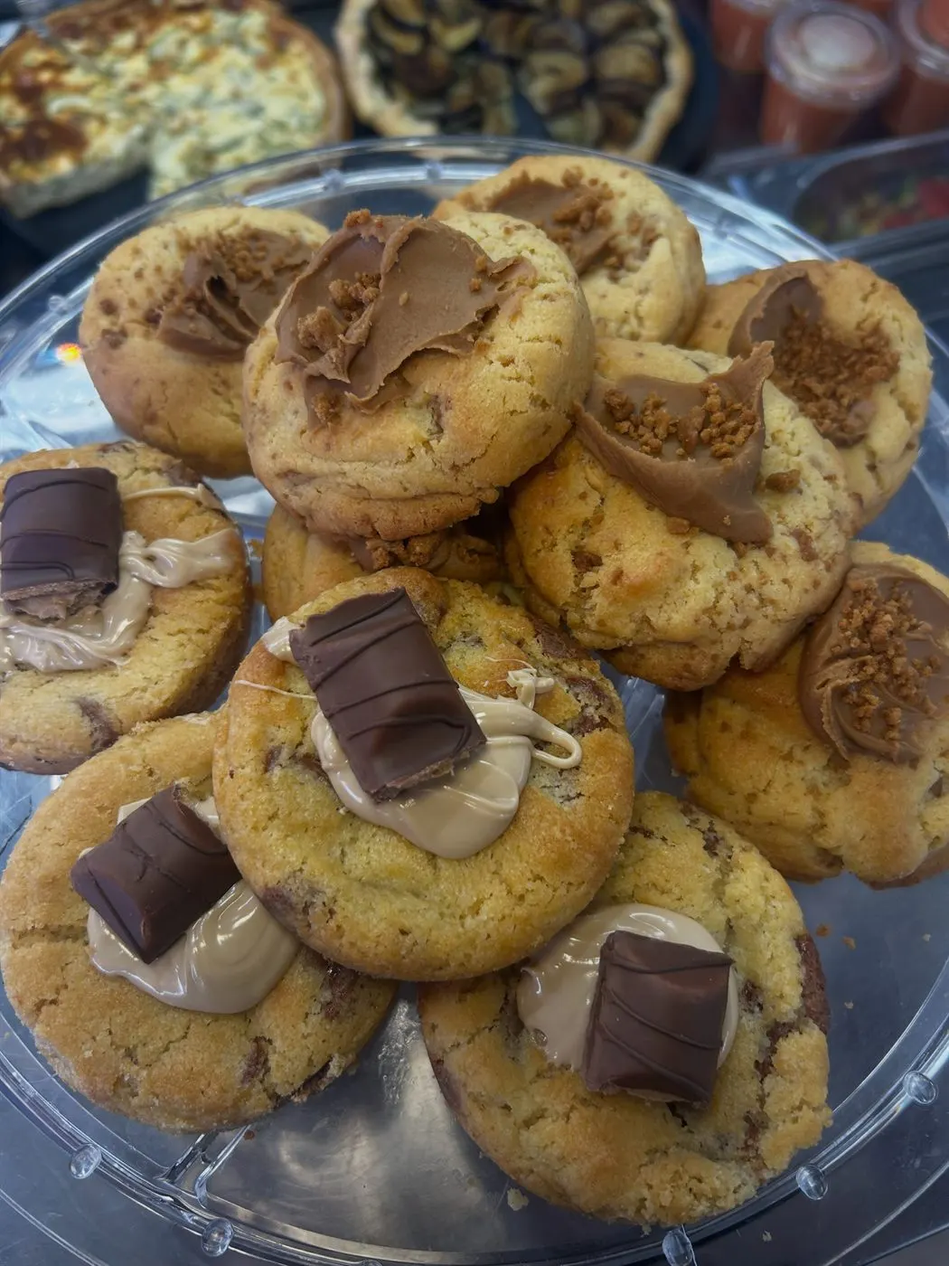 Cookies spéculoos et Kinder Bueno faits maison, desserts à emporter Aumont-Aubrac